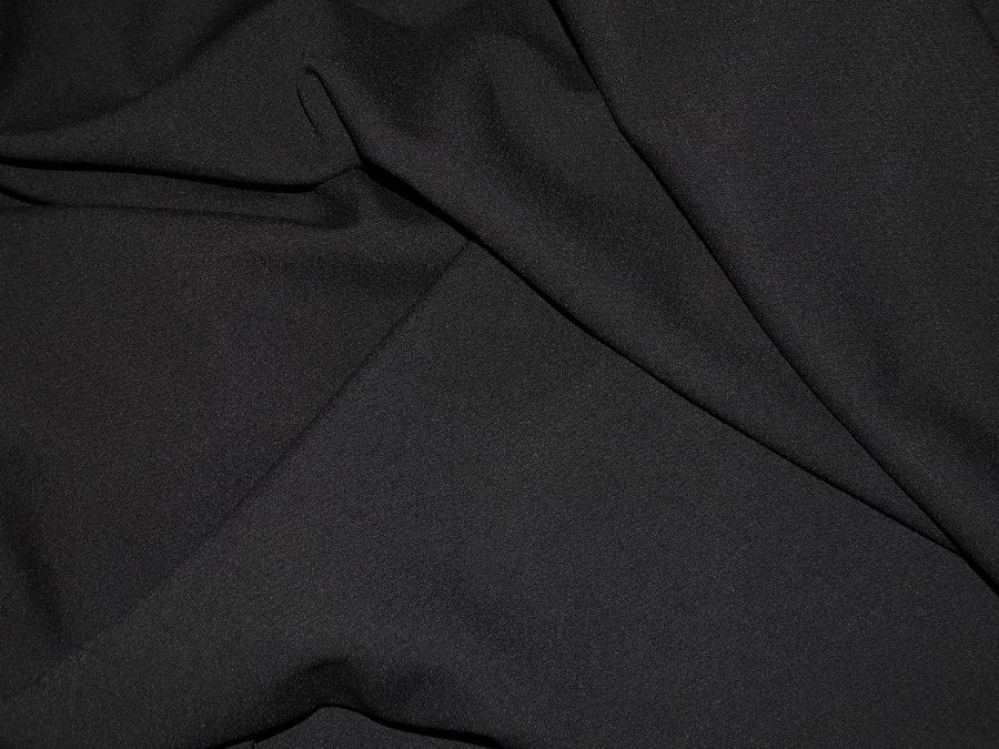Плотный значительно. Ткань плательная. Плотная ткань. Черная ткань хлопок. Хлопчатобумажная ткань черная.